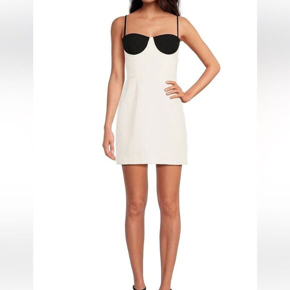 NWT Clara Crepe Sweetheart Neckline Colorblock Bustier Mini Sheath Dress sz 12 - Picture 1 of 9